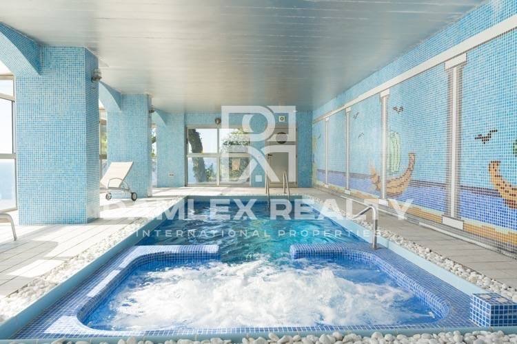 Villa a Lloret de Mar, Girona, Spagna 5 camere da letto,  N° 176675