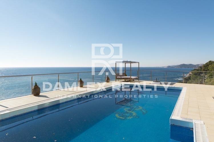 Villa a Lloret de Mar, Girona, Spagna 5 camere da letto,  N° 176675