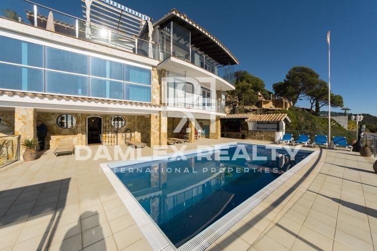 Villa a Lloret de Mar, Girona, Spagna 5 camere da letto,  N° 176675