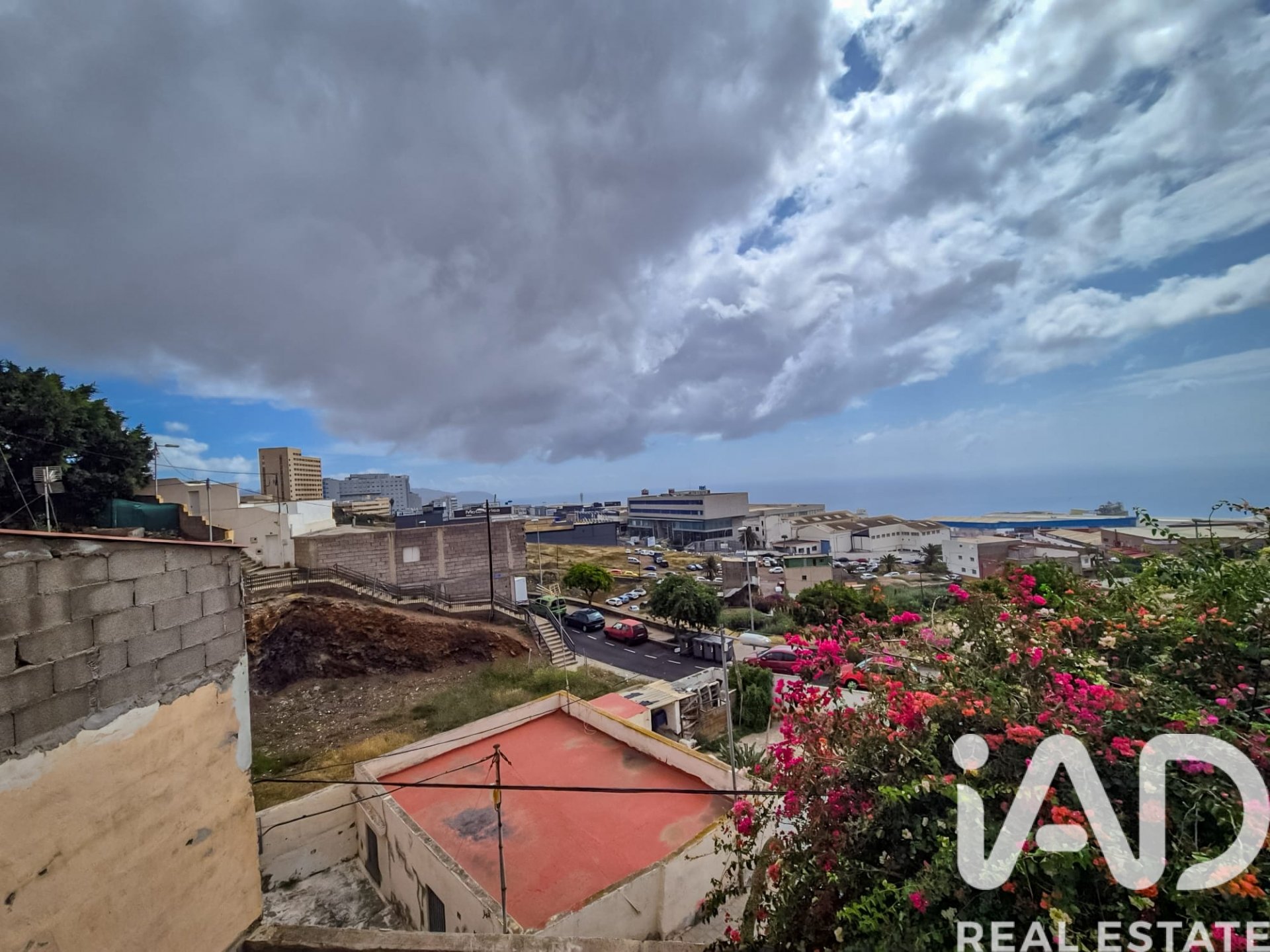 House in Santa Cruz de Tenerife, Tenerife, Spanien 4 Schlafzimmer, 132 m2 Nr. 188409