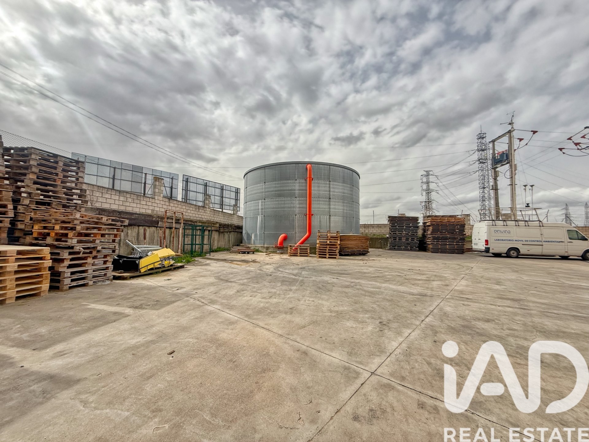 Propiedad comercial en Villaviciosa de Odón, Madrid, España 8148 m2 No. 188411