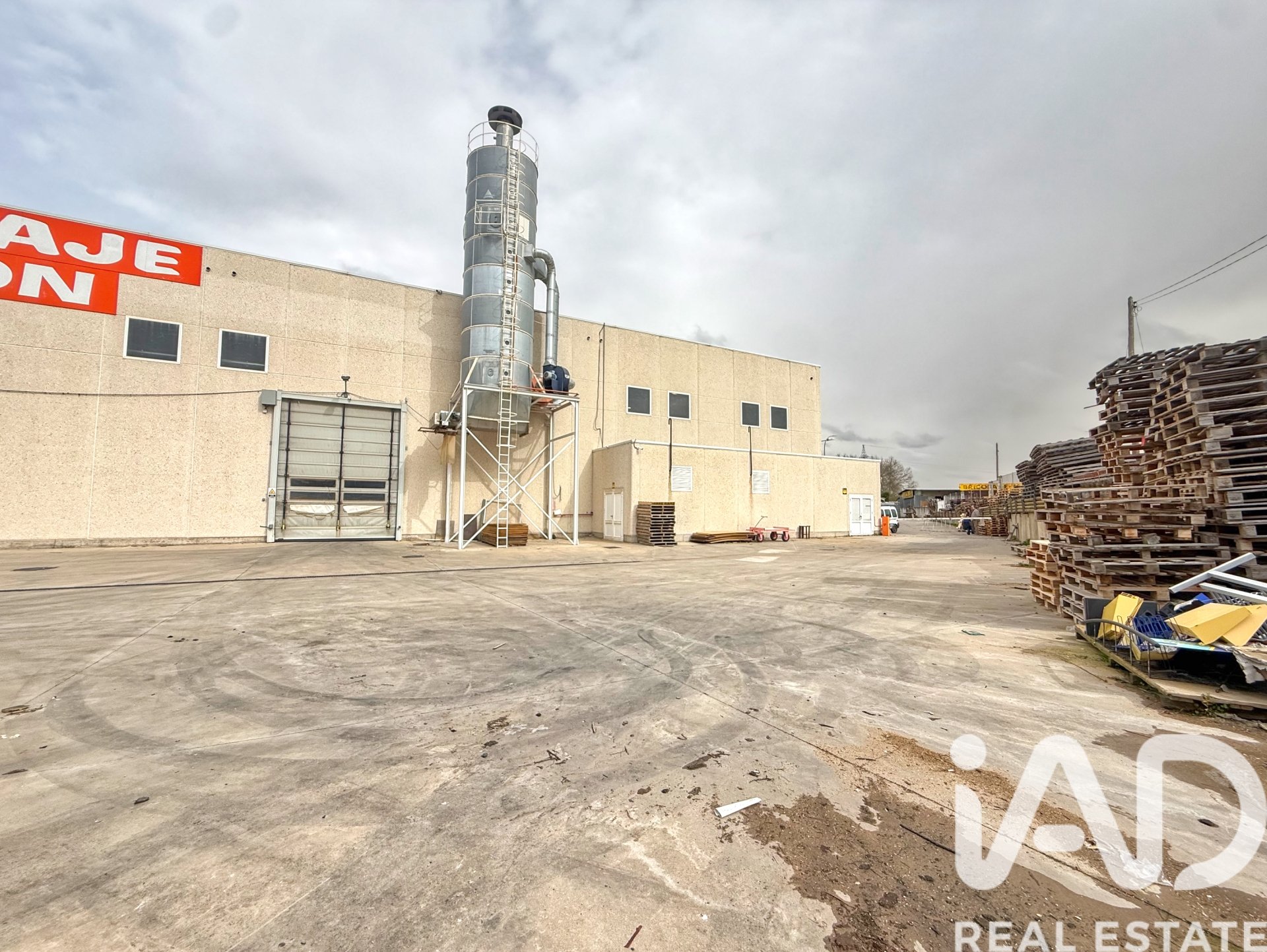 Propiedad comercial en Villaviciosa de Odón, Madrid, España 8148 m2 No. 188411