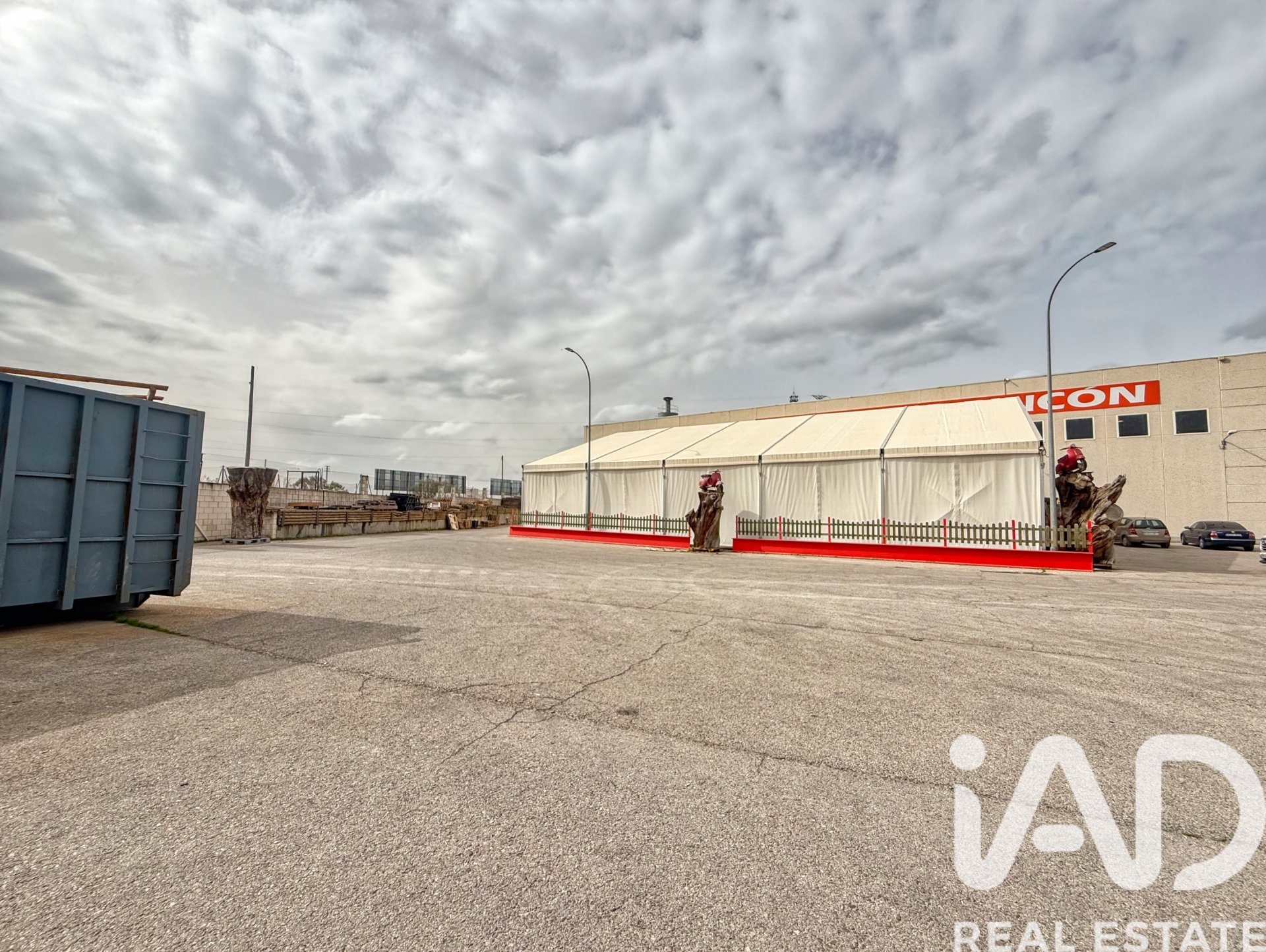 Propiedad comercial en Villaviciosa de Odón, Madrid, España 8148 m2 No. 188411