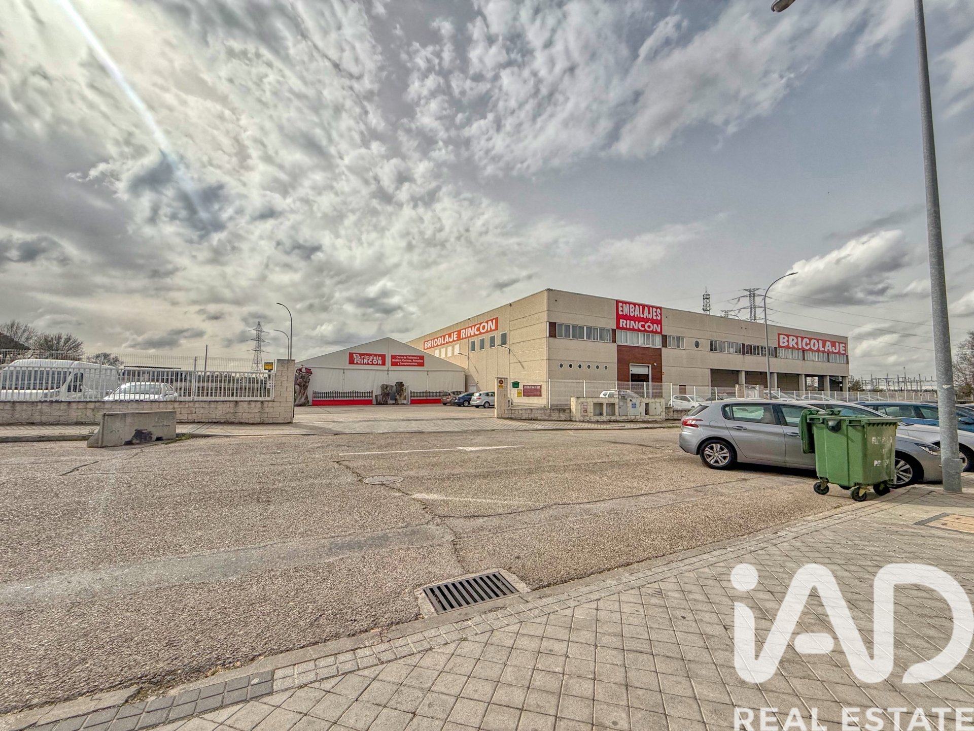 Propiedad comercial en Villaviciosa de Odón, Madrid, España 8148 m2 No. 188411