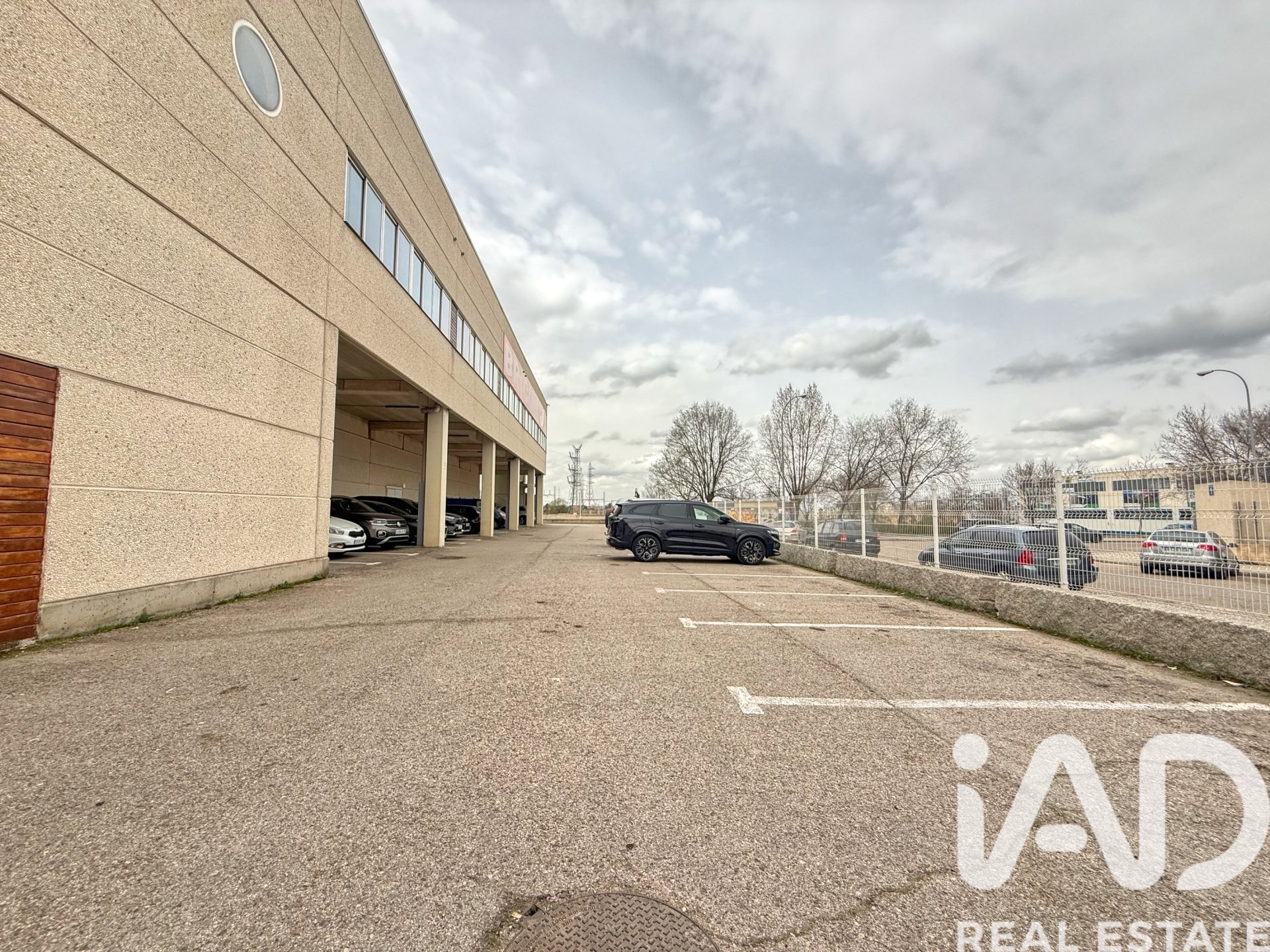 Propiedad comercial en Villaviciosa de Odón, Madrid, España 8148 m2 No. 188411