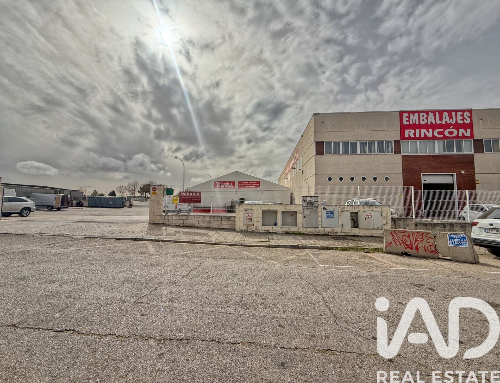 Propiedad comercial en Villaviciosa de Odón, Madrid, España 8148 m2 No. 188411