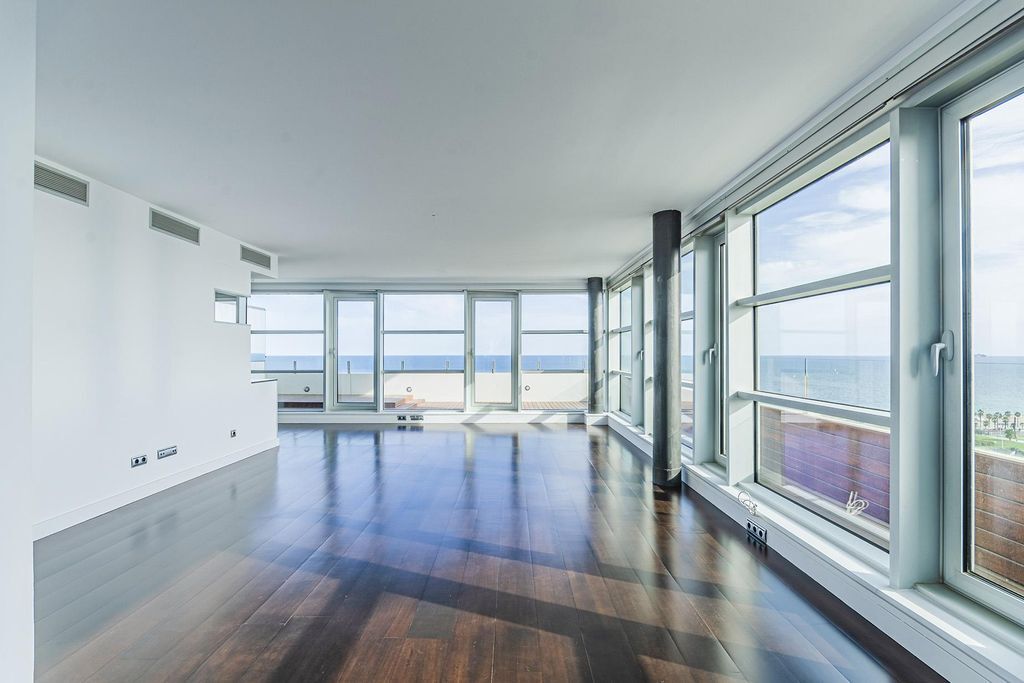 Huoneisto Barcelona, Espanja 2 makuuhuonetta, 134 m2 No. 22072