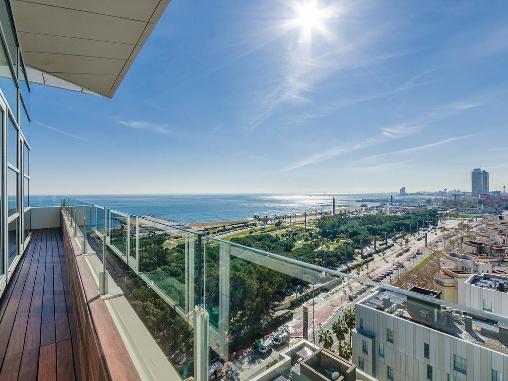 Huoneisto Barcelona, Espanja 2 makuuhuonetta, 134 m2 No. 22072