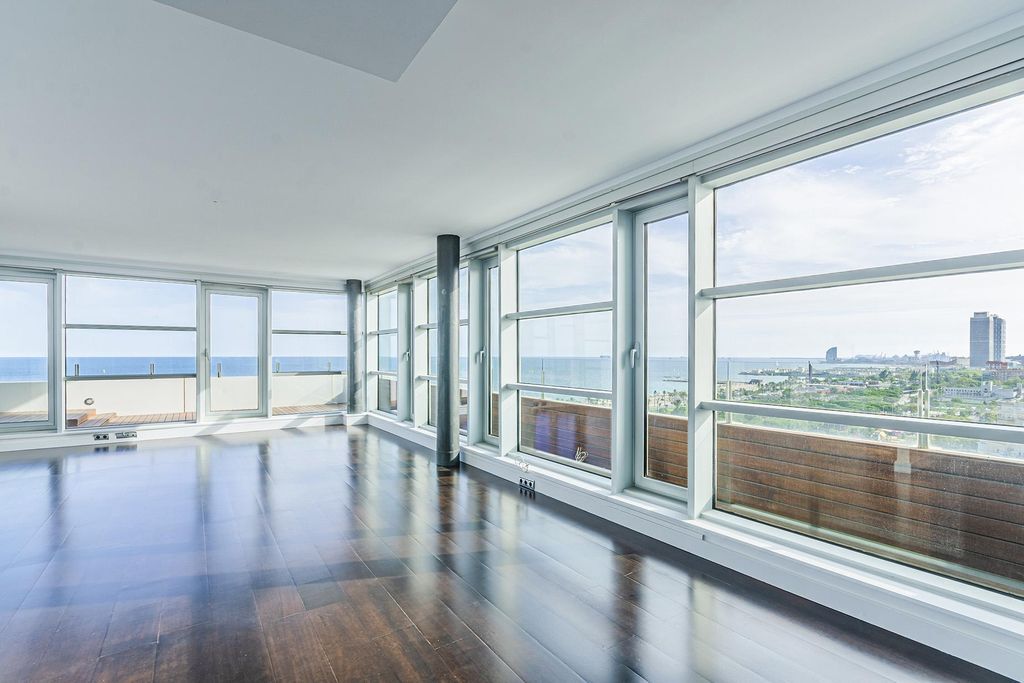 Huoneisto Barcelona, Espanja 2 makuuhuonetta, 134 m2 No. 22072