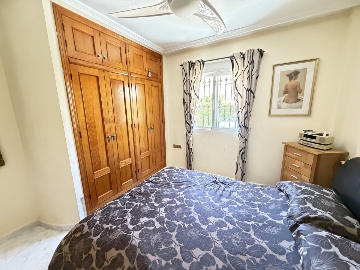 Huvila Villamartin, Alicante, Espanja 4 makuuhuonetta, 109 m2 No. 189829