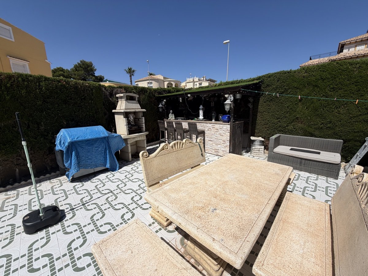 Huvila Villamartin, Alicante, Espanja 4 makuuhuonetta, 109 m2 No. 189829