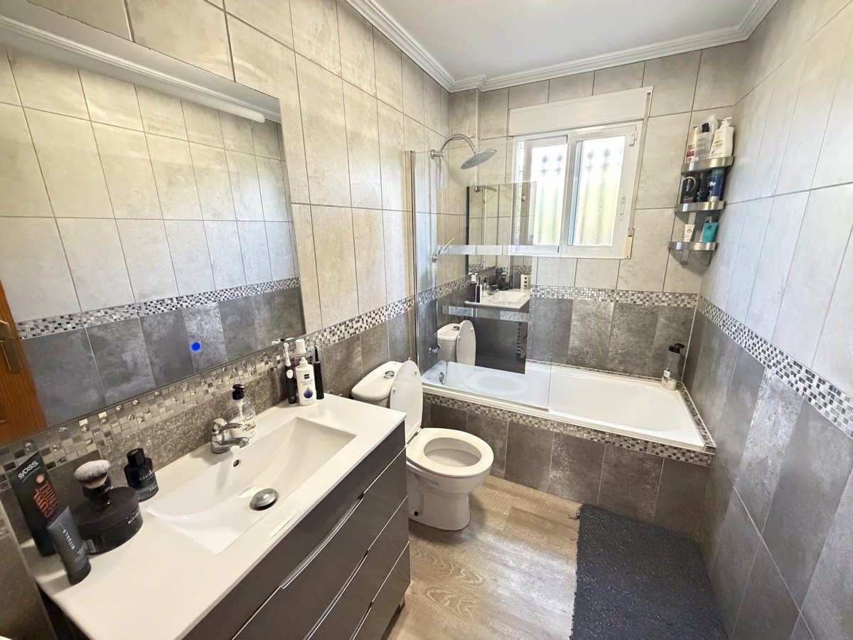 Huvila Villamartin, Alicante, Espanja 4 makuuhuonetta, 109 m2 No. 189829