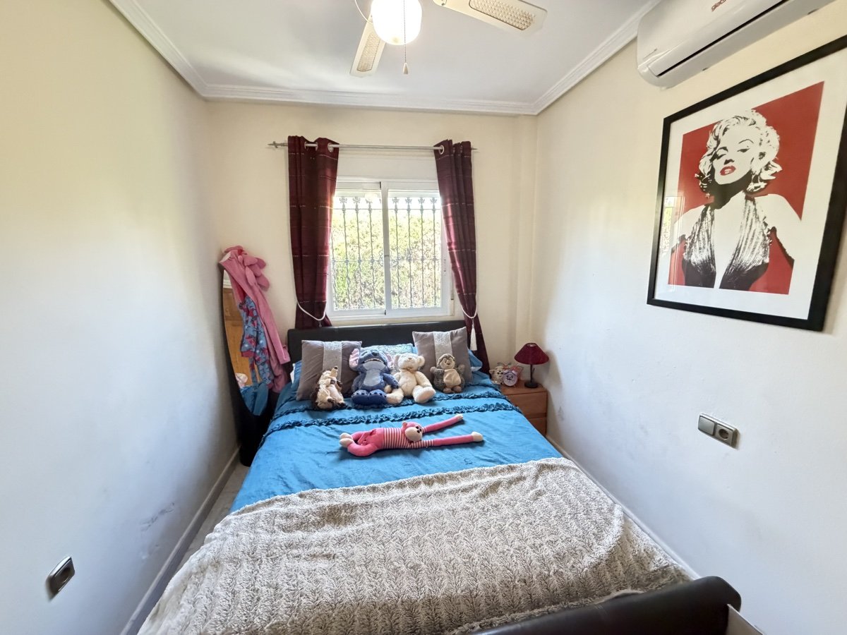 Huvila Villamartin, Alicante, Espanja 4 makuuhuonetta, 109 m2 No. 189829