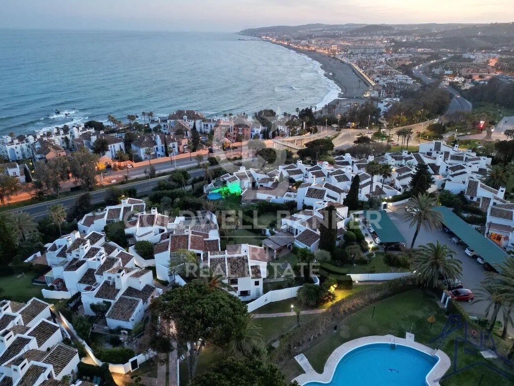 Villa en Casares, Málaga, España 3 dormitorios, 631 m2 No. 157056