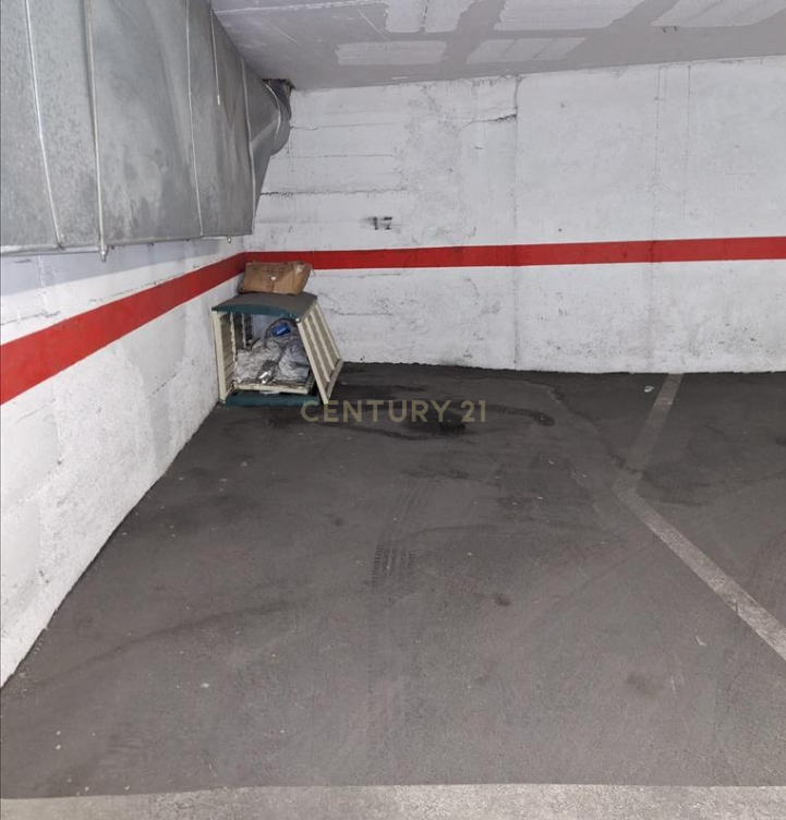 Autotallit Sabadell, Barcelona, Espanja 20 m2 No. 191145