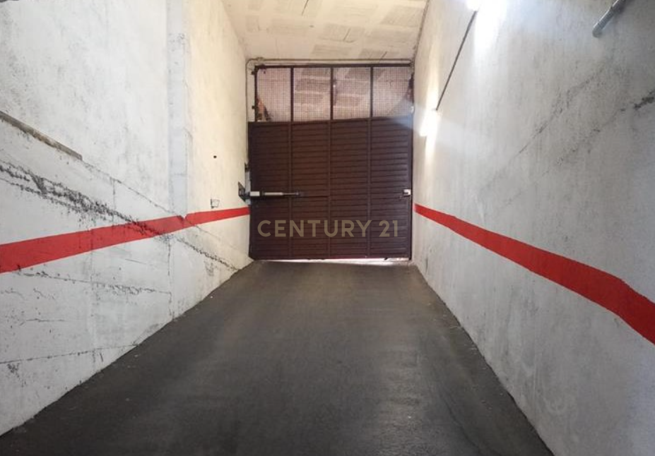 Autotallit Sabadell, Barcelona, Espanja 20 m2 No. 191145