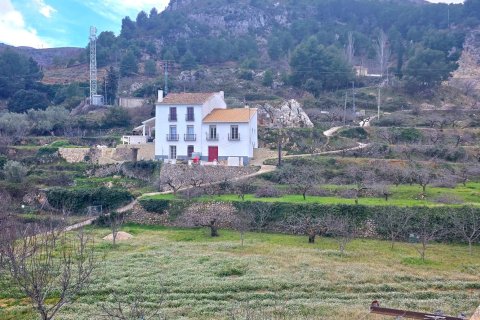 Māja Guadalest, Alicante, Spānijā 7 istabas, 308.01 m2 Nr. 168858