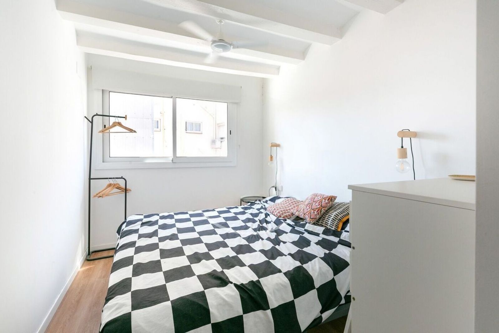 Wohnung in Barcelona, Spanien 2 Schlafzimmer, 64 m2 Nr. 167834