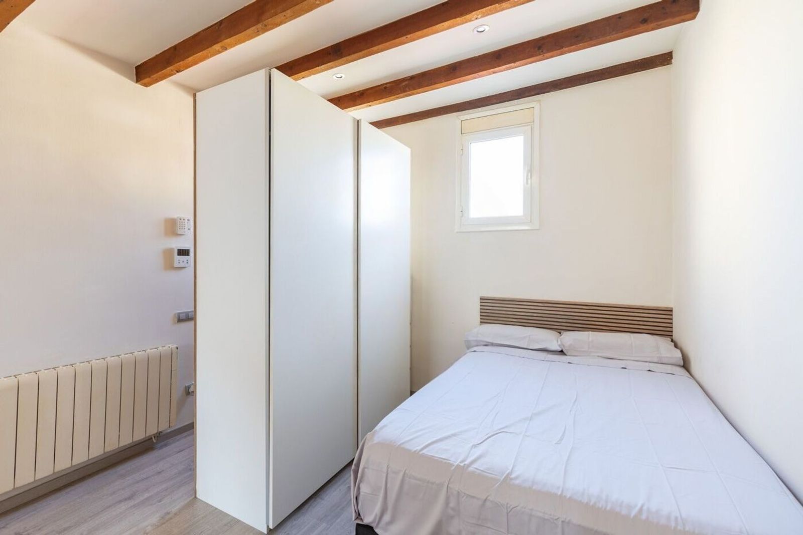 Apartamento en Barcelona, España 1 dormitorio, 64 m2 No. 167835