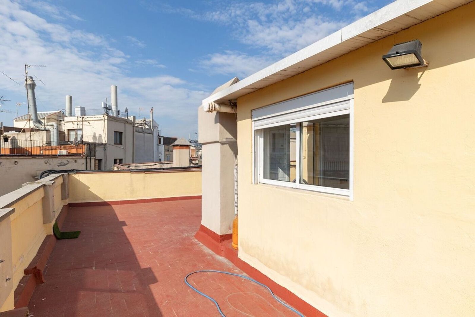 Apartamento en Barcelona, España 1 dormitorio, 64 m2 No. 167835