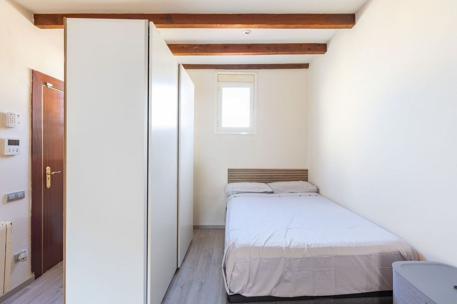 Apartamento en Barcelona, España 1 dormitorio, 64 m2 No. 167835