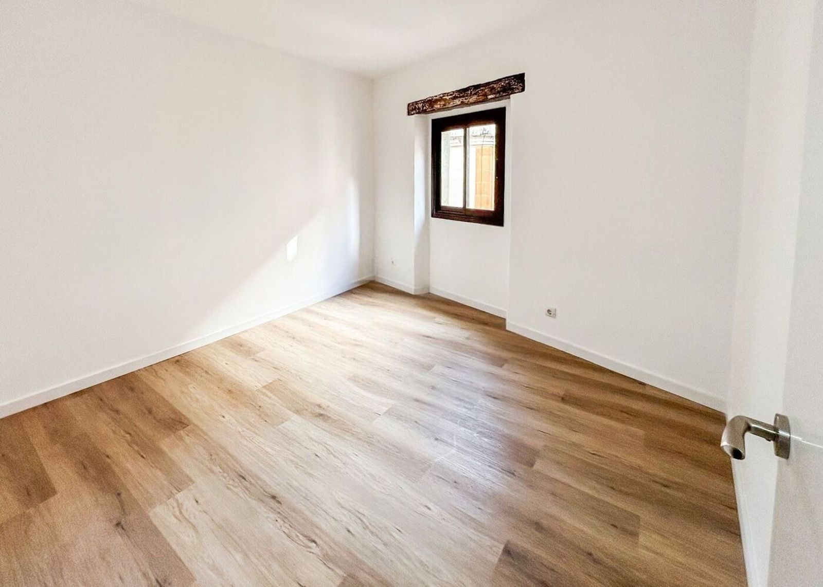 Dzīvoklis Barcelona, Spānijā 2 istabas, 50 m2 Nr. 167837