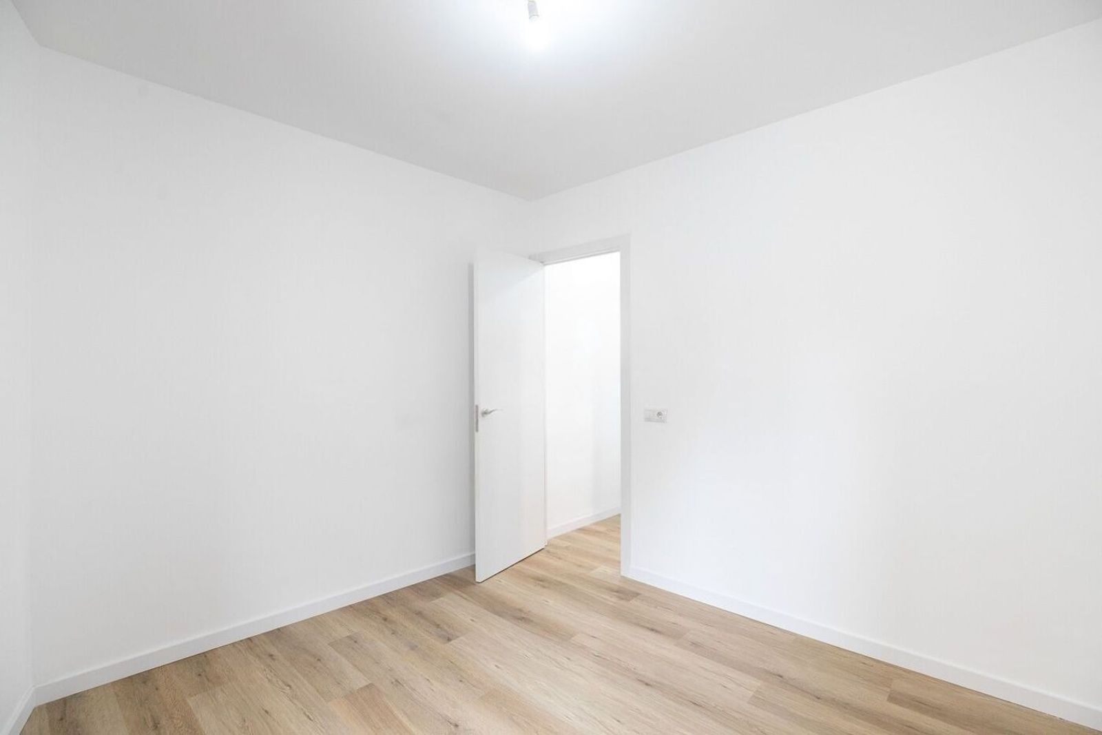 Dzīvoklis Barcelona, Spānijā 2 istabas, 50 m2 Nr. 167837