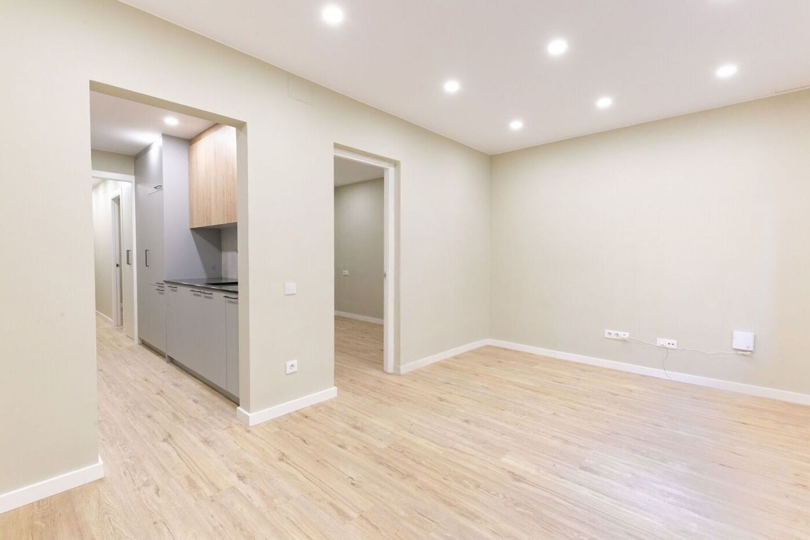 Huoneisto Barcelona, Espanja 2 makuuhuonetta, 58 m2 No. 167836