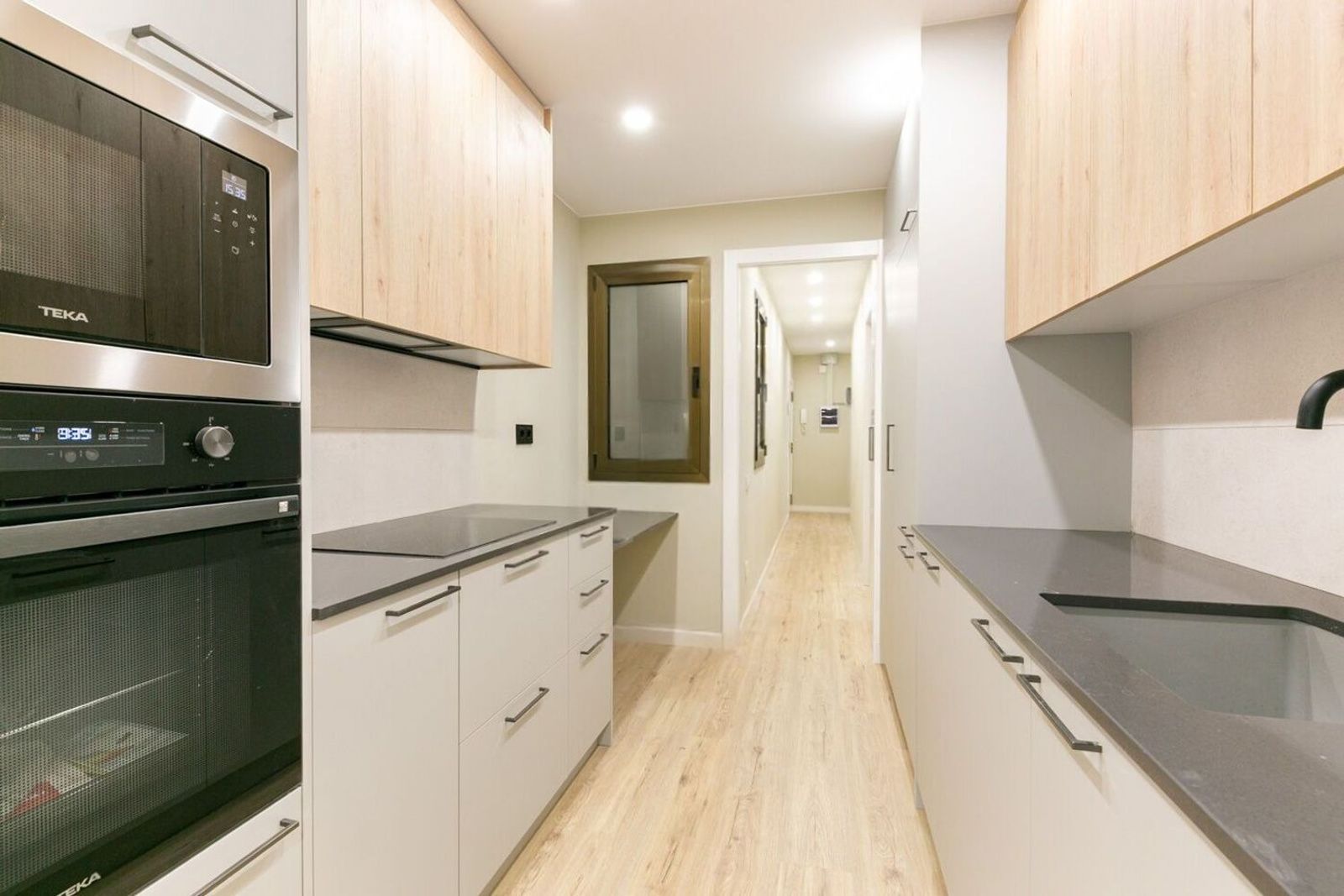 Huoneisto Barcelona, Espanja 2 makuuhuonetta, 58 m2 No. 167836