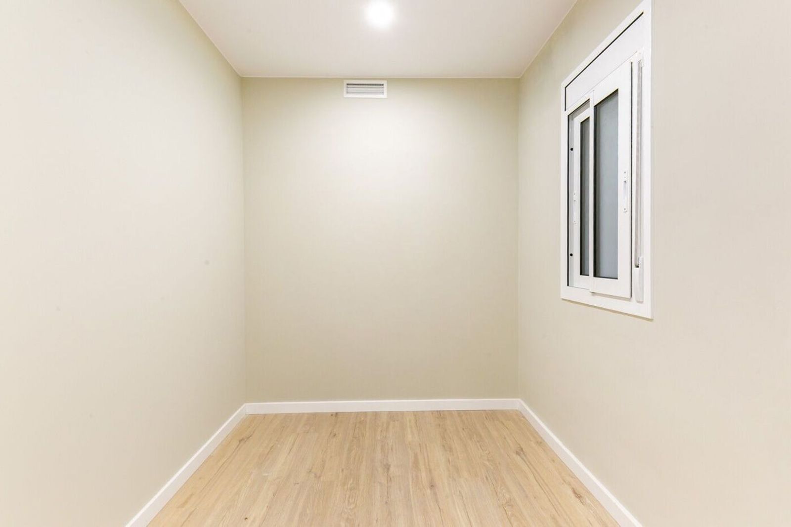 Huoneisto Barcelona, Espanja 2 makuuhuonetta, 58 m2 No. 167836