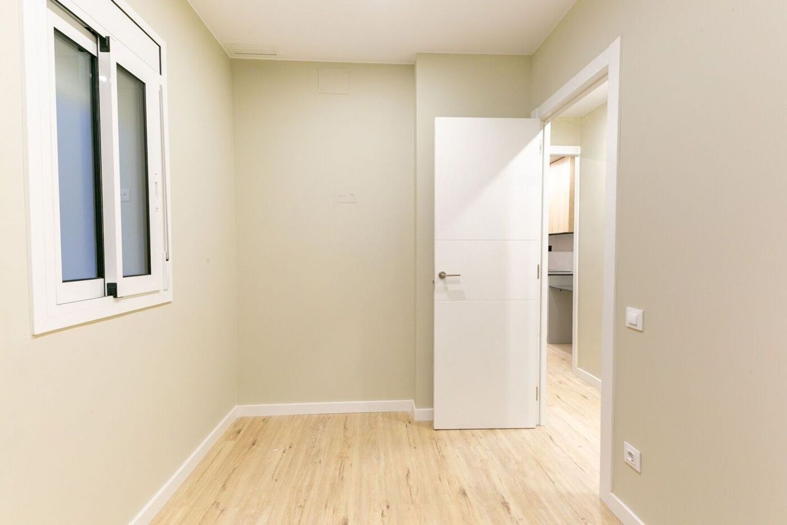 Huoneisto Barcelona, Espanja 2 makuuhuonetta, 58 m2 No. 167836