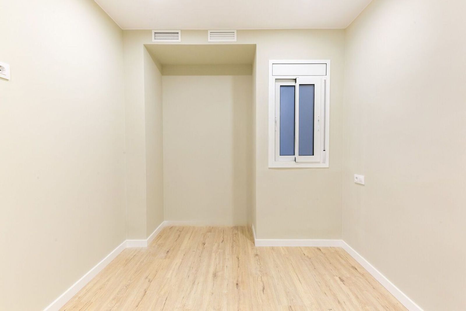 Huoneisto Barcelona, Espanja 2 makuuhuonetta, 58 m2 No. 167836