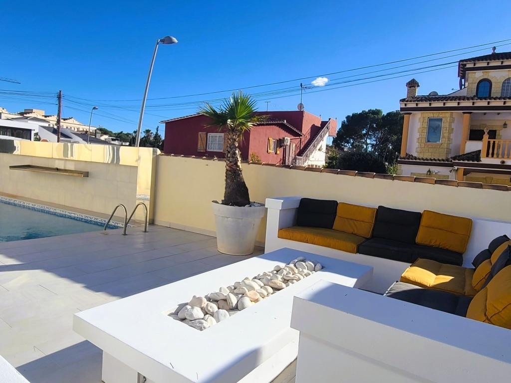 Villa in Torrevieja, Alicante, Spanien 4 Schlafzimmer, 140 m2 Nr. 150141