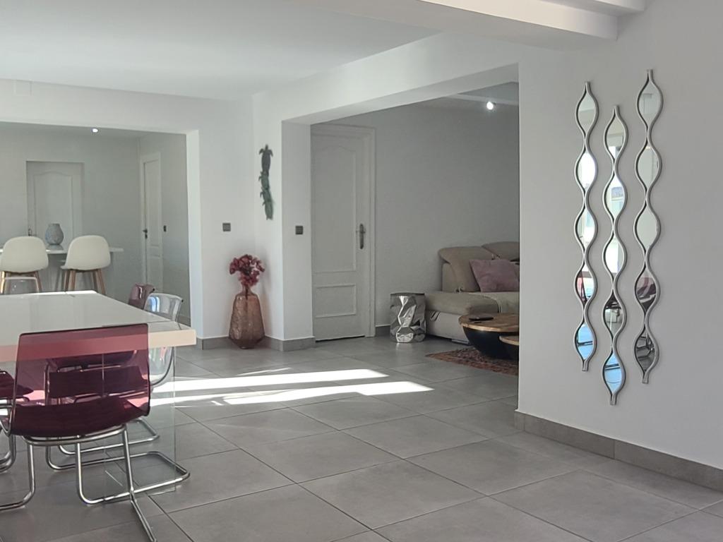 Villa in Torrevieja, Alicante, Spanien 4 Schlafzimmer, 140 m2 Nr. 150141