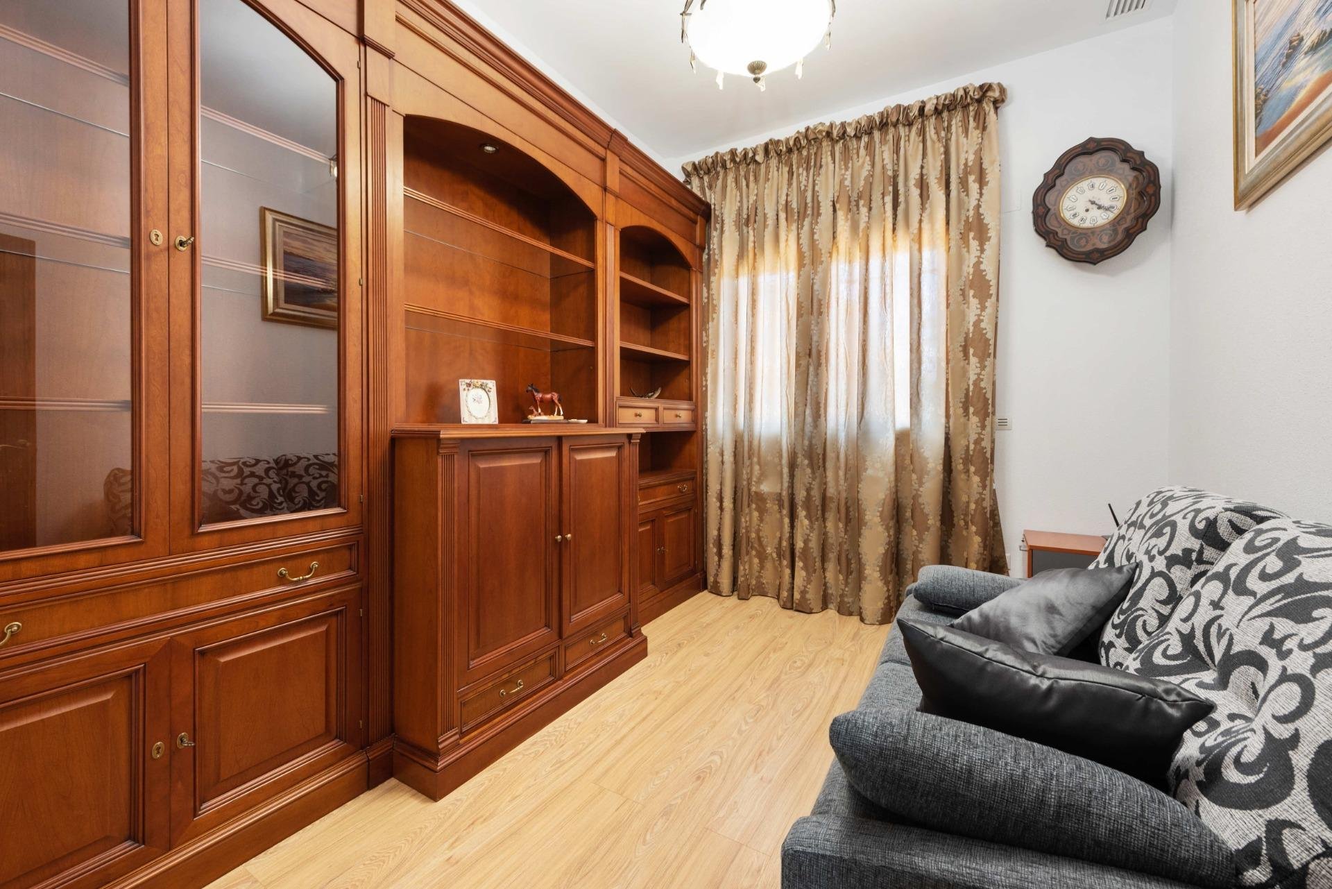 Villa Campoamor, Alicante, Spānijā 4 istabas, 280 m2 Nr. 177496