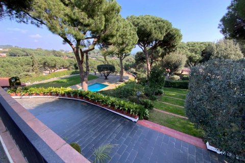 House in Sant Andreu de Llavaneres, Barcelona, Spain 9 bedrooms,  No. 141304