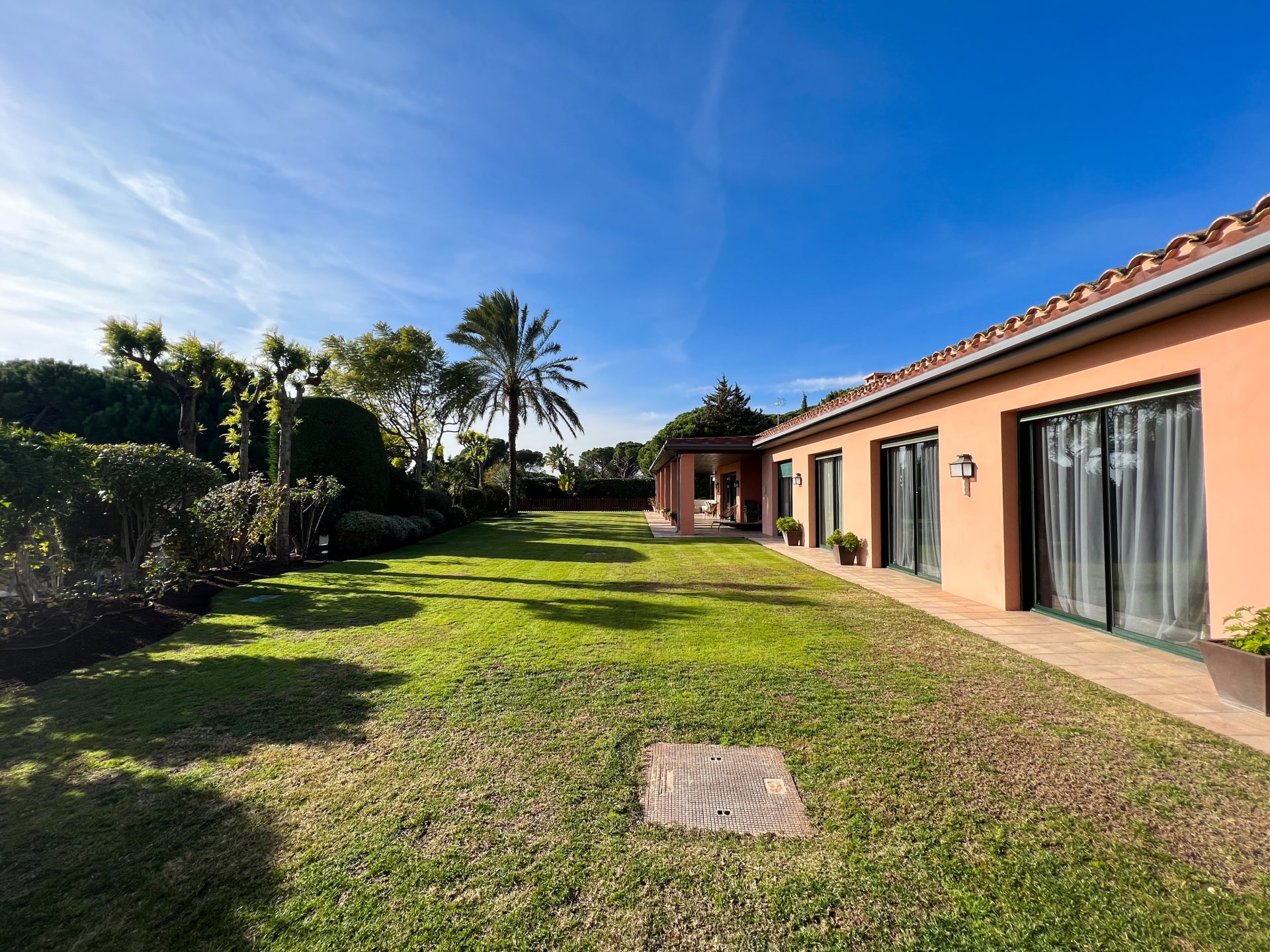 Hus i Sant Vicenc De Montalt, Barcelona, Spanien 6 sovrum,  Nr. 141307
