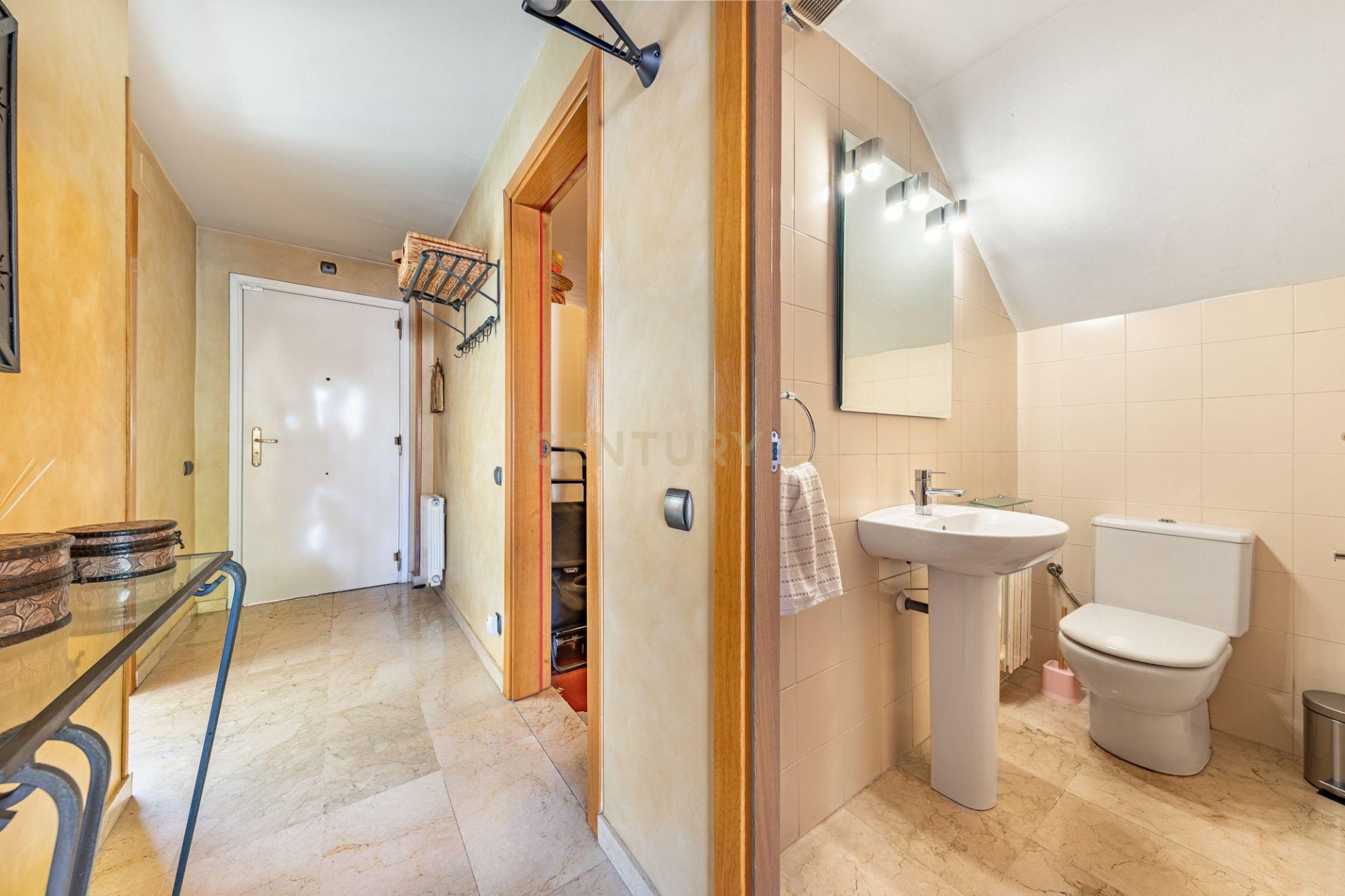 House à Sant Cugat Del Valles, Barcelona, Espagne 5 chambres, 173.55 m2 No. 166910