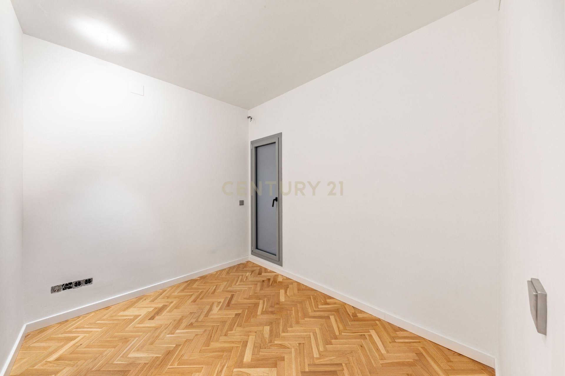 Wohnung in Barcelona, Spanien 4 Schlafzimmer, 223 m2 Nr. 166908