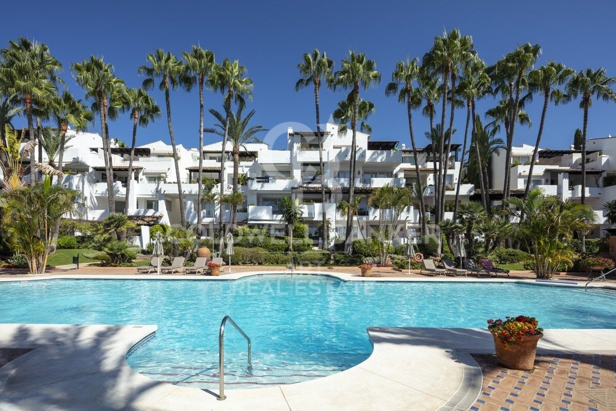 Apartment in Marbella, Malaga, Spain 3 bedrooms, 149 sq.m. No. 157305