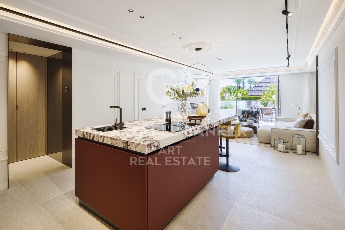 Apartment in Marbella, Malaga, Spain 3 bedrooms, 149 sq.m. No. 157305
