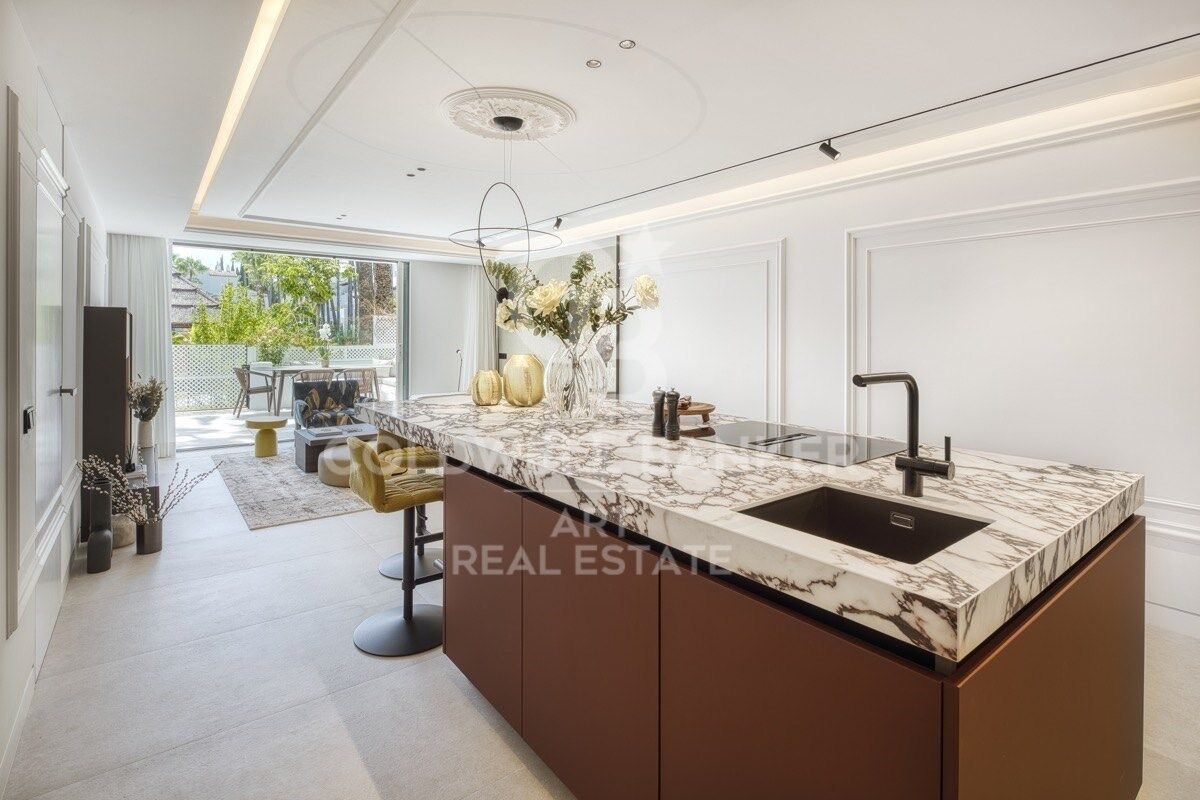 Apartment in Marbella, Malaga, Spain 3 bedrooms, 149 sq.m. No. 157305