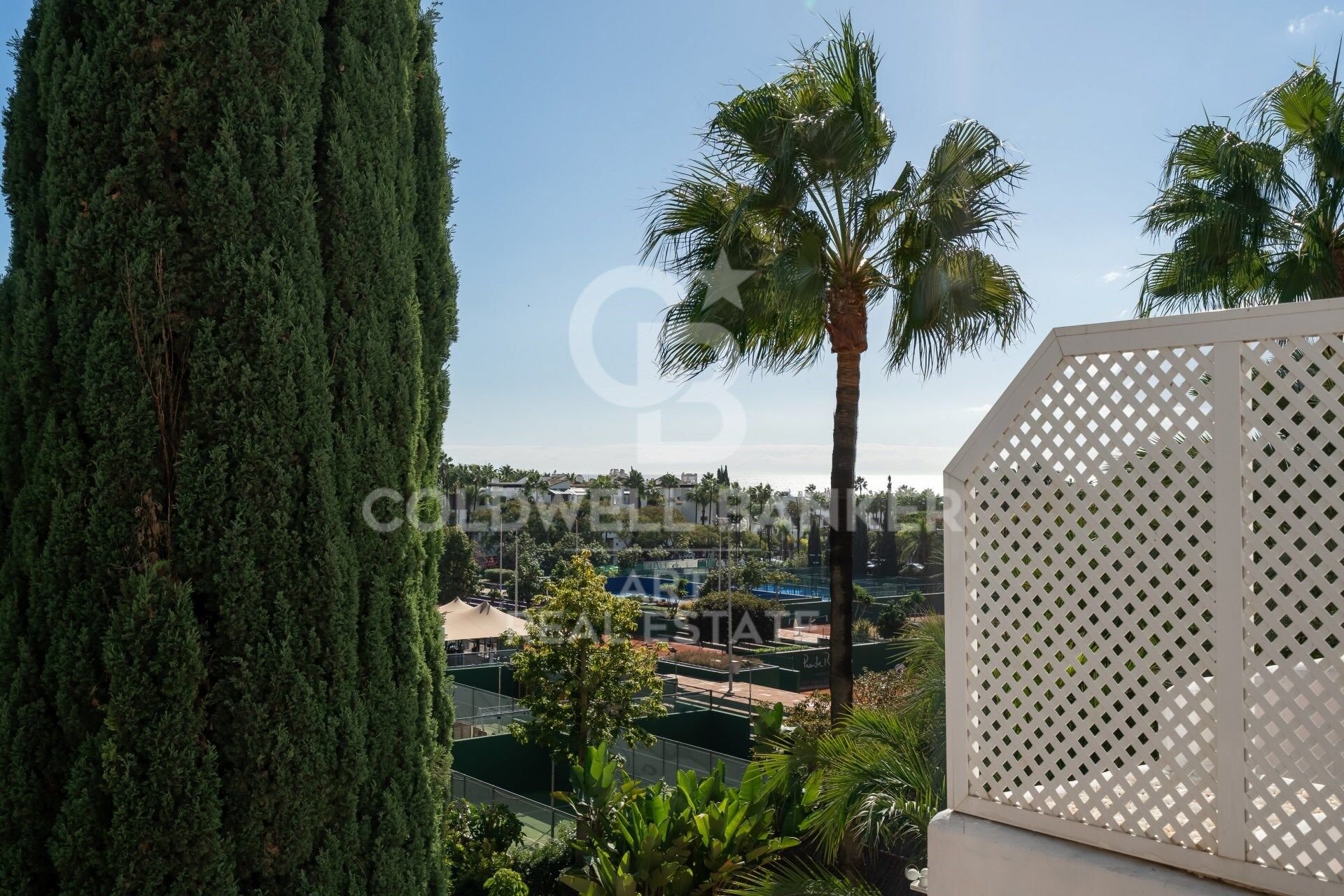 Penthouse in Marbella, Malaga, Spain 4 bedrooms, 201 sq.m. No. 157303