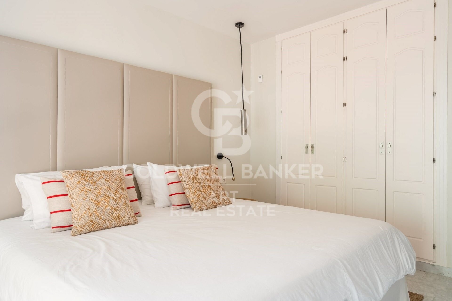 Penthouse in Marbella, Malaga, Spain 4 bedrooms, 201 sq.m. No. 157303
