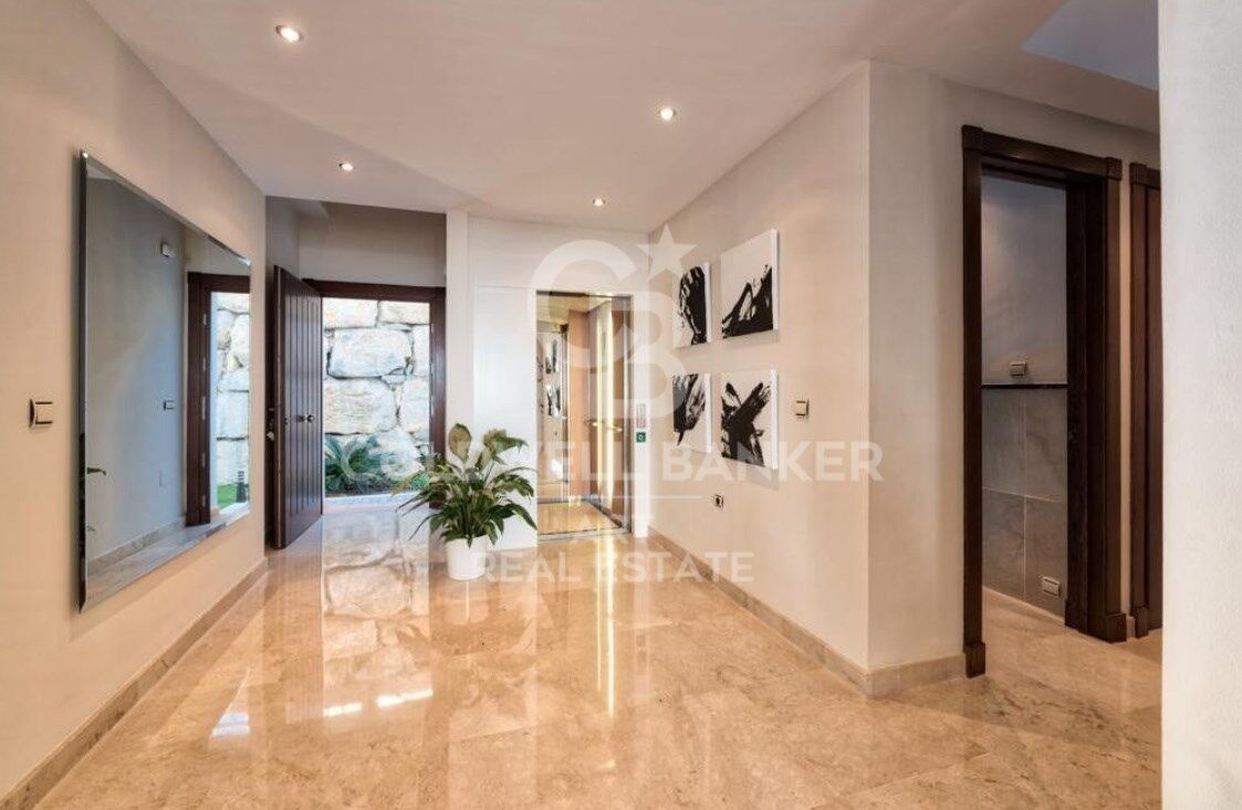 Villa à Benahavis, Malaga, Espagne 5 chambres, 582 m2 No. 157306