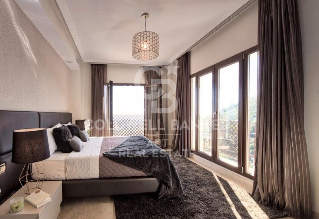 Villa à Benahavis, Malaga, Espagne 5 chambres, 582 m2 No. 157306