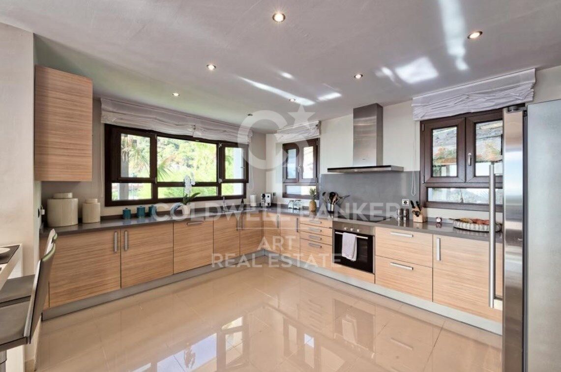 Villa à Benahavis, Malaga, Espagne 5 chambres, 582 m2 No. 157306