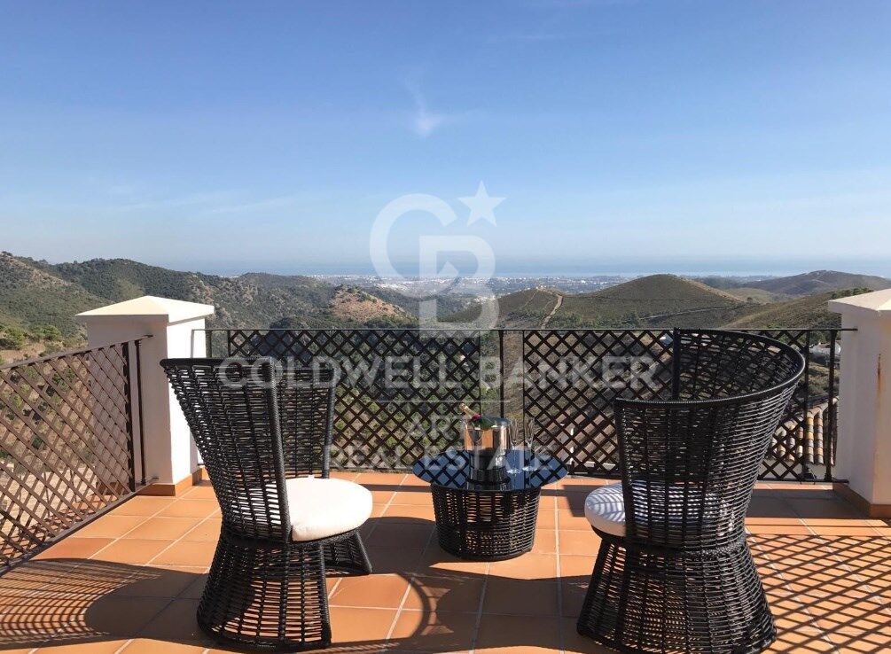 Villa à Benahavis, Malaga, Espagne 5 chambres, 582 m2 No. 157306