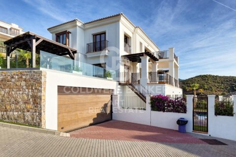 Huvila Benahavis, Malaga, Espanja 5 makuuhuonetta, 582 m2 No. 157306