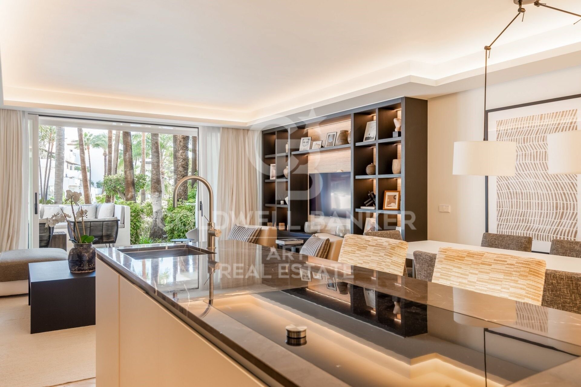 Apartamento en Marbella, Málaga, España 3 dormitorios, 137 m2 No. 157304